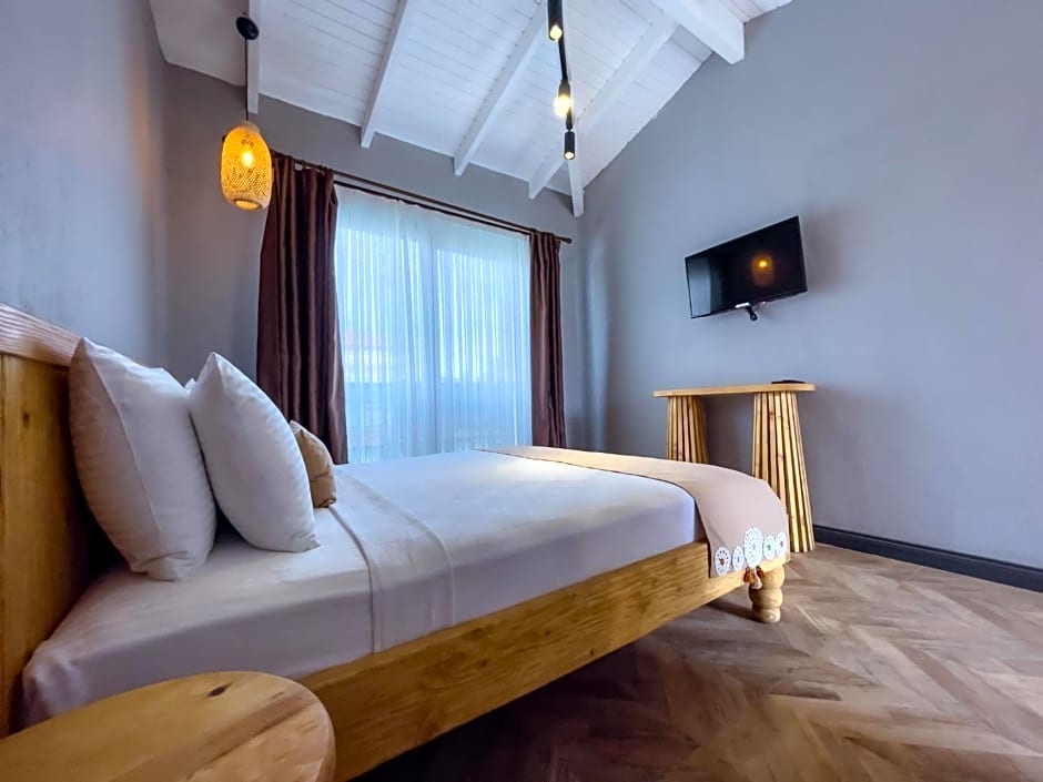 Trina Talles Hotel Alacati - Luxury Desing