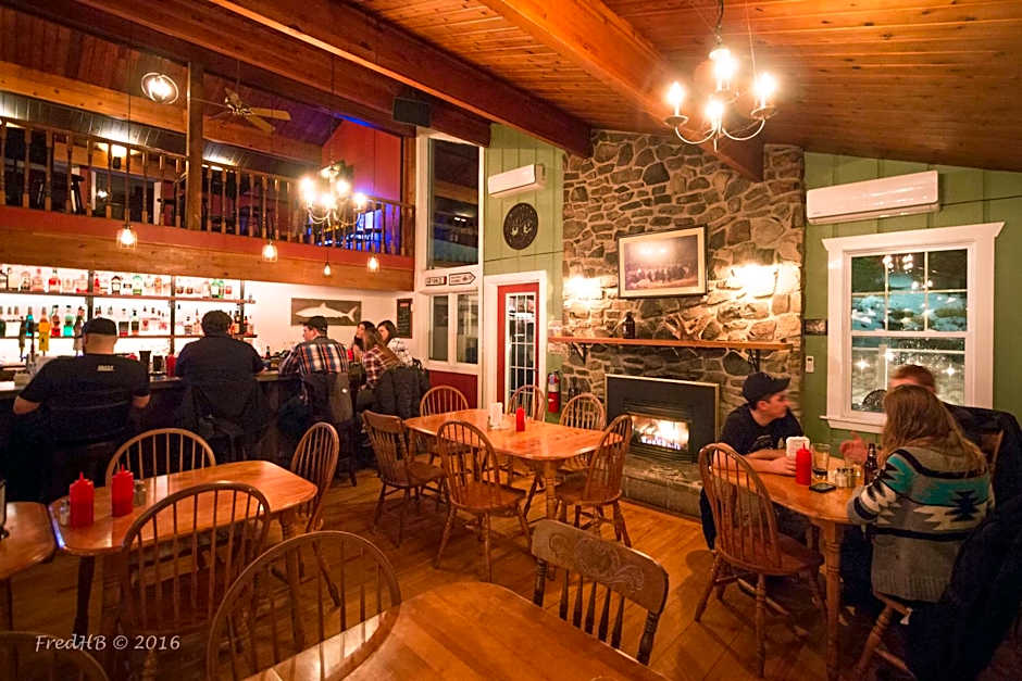 The Iona Heights Inn