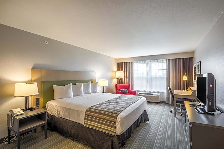 Country Inn & Suites by Radisson, Fond du Lac, WI