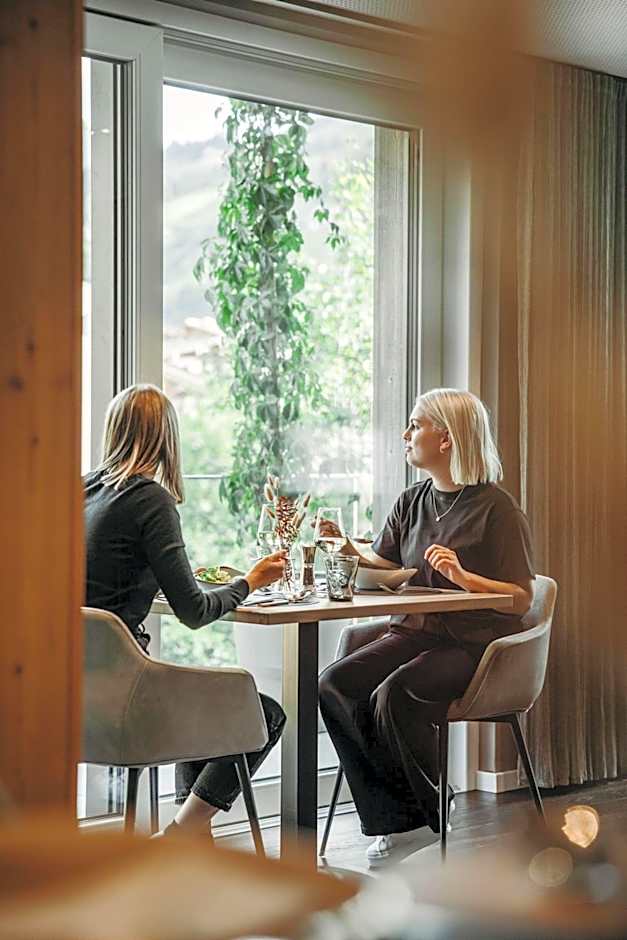 Hotel VIEW - incl Joker Card in Summer