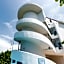 LA LOMA SUITES