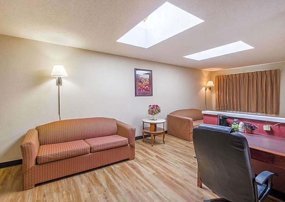 Red Roof Inn Hartford - Vernon