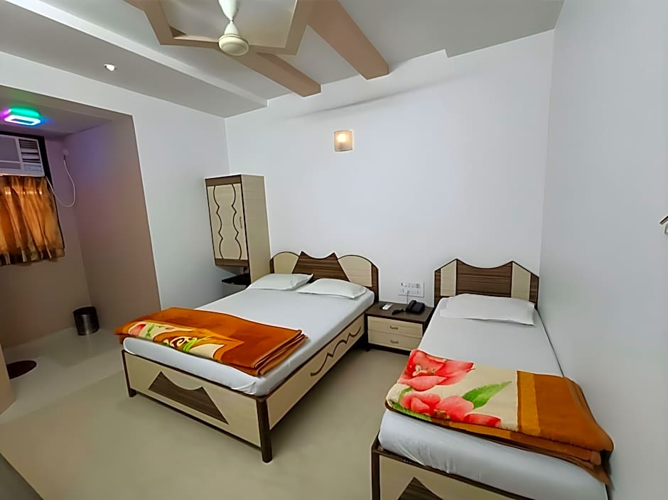 Hotel Broadway Colaba