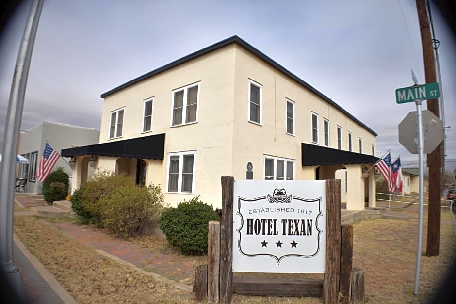 The Hotel Texan