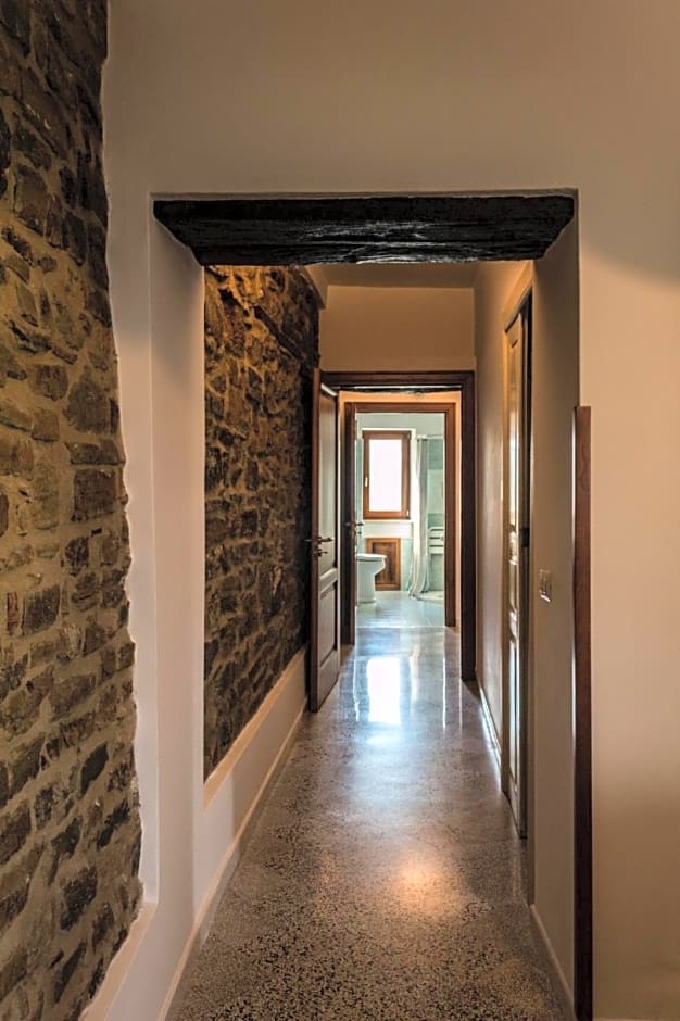 Casale storico nella campagna cilentana