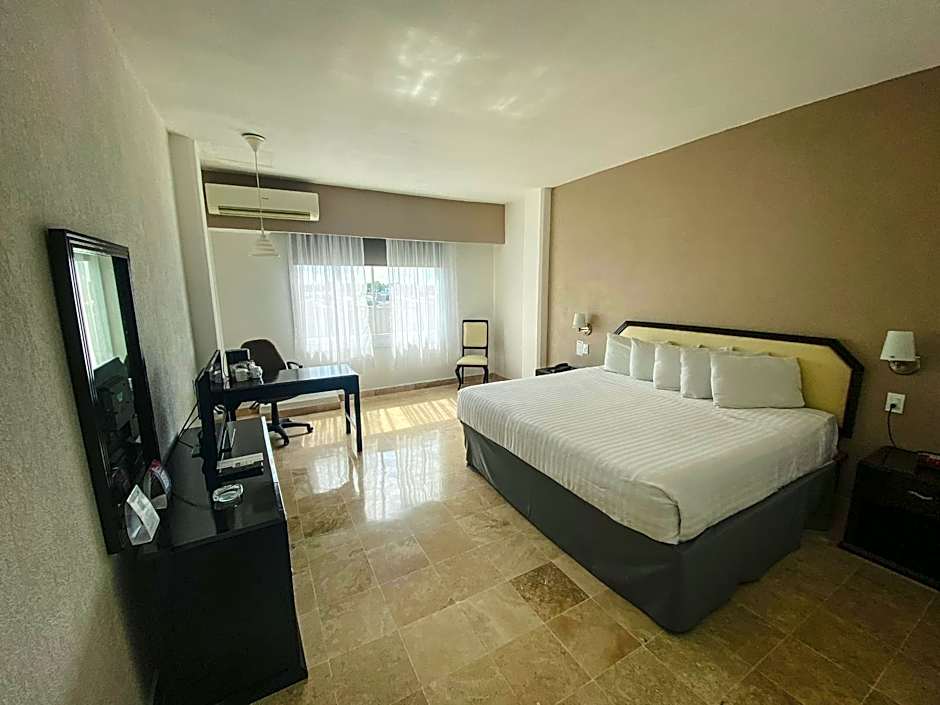 Days Inn by Wyndham Tuxtepec