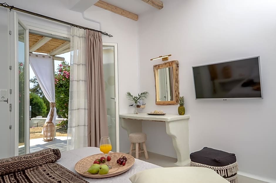 Naxos Nature Suites