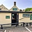 The Farmers Boy Inn Guest House