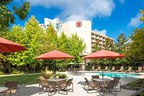 Sheraton Vancouver Airport Hotel