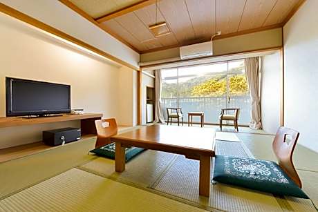 Economy Japanese-Style-Room - Shared Bathroom - Non-Smoking