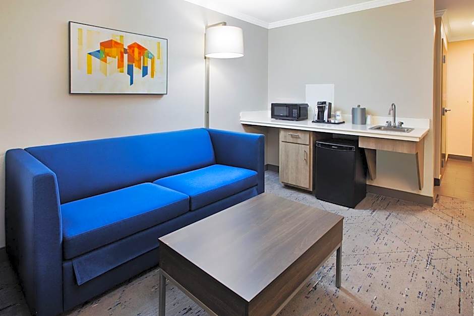 Holiday Inn Express Hotel & Suites - Sumter By IHG