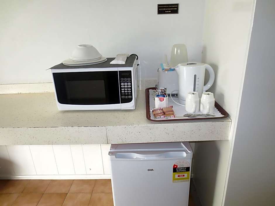 Aspley Pioneer Motel