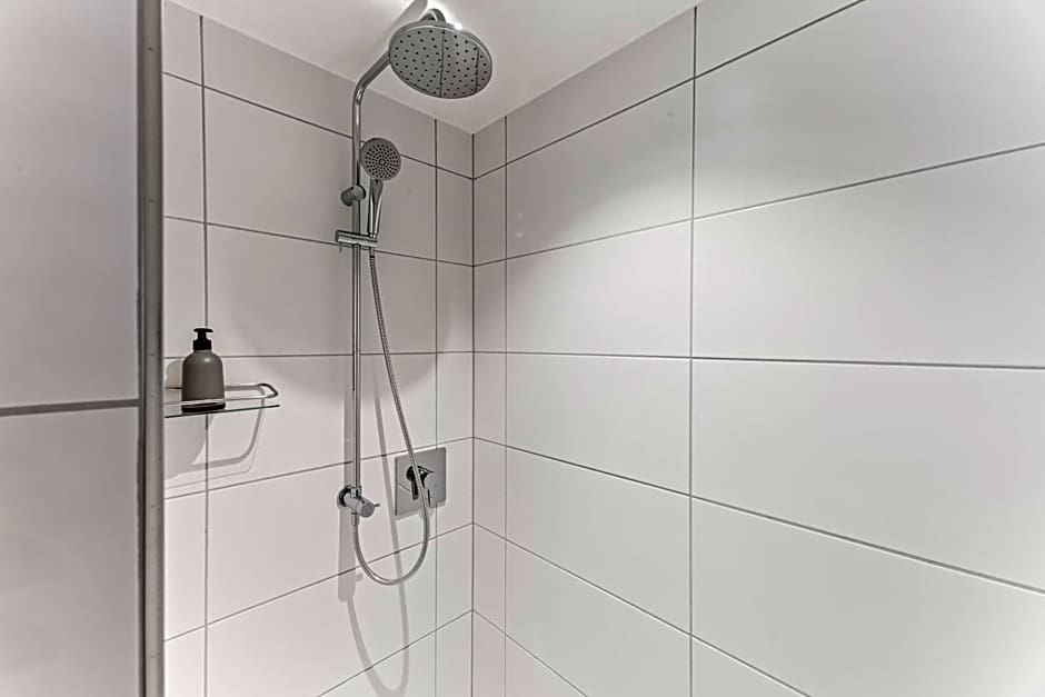 Landhotel Schwarzer Adler - Self Check In