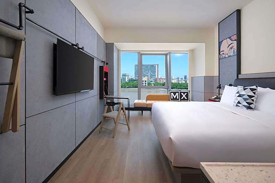 Moxy Ningbo Old Bund