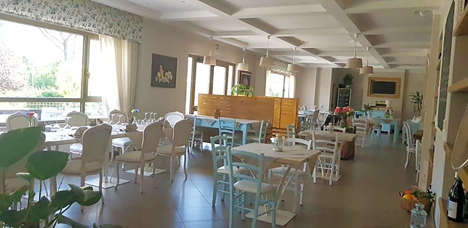 Giga Hotel