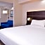 Holiday Inn Express Hotel & Suites La Place