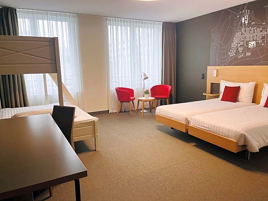 SwissTech Hotel