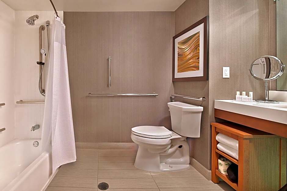 Courtyard by Marriott Philadelphia City Avenue