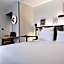 Mercure Paris Bercy Bibliotheque