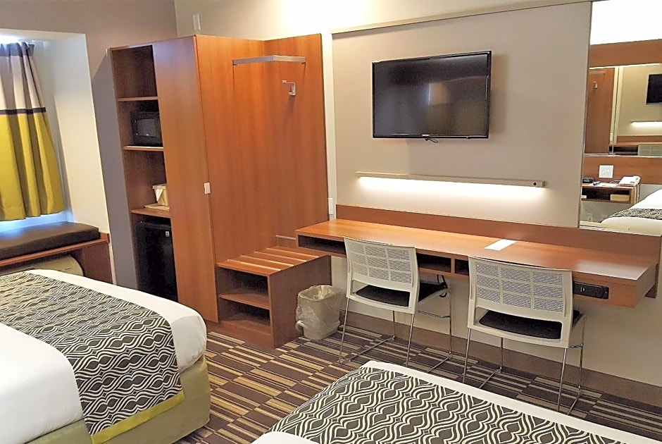 Microtel Inn & Suites By Wyndham Bellevue