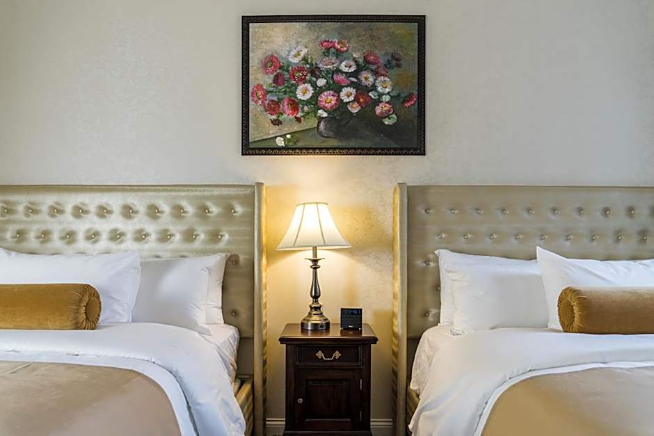 The Mount Vernon Grand Hotel