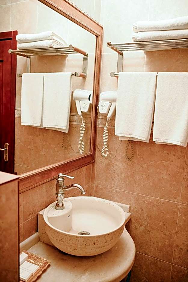Hotel La Castel Iasi