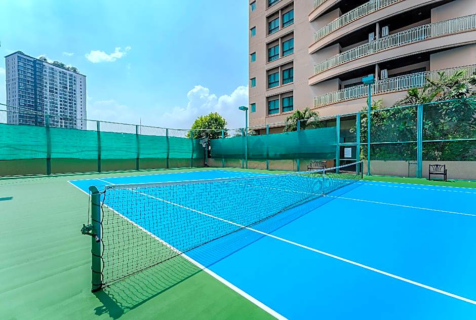 Somerset Park Suanplu Bangkok