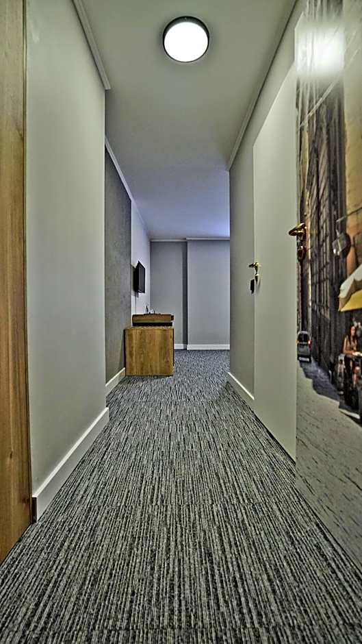 Hotel Made in Napoli by Siervo Międzybórz