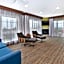 Holiday Inn Express & Suites Petoskey by IHG