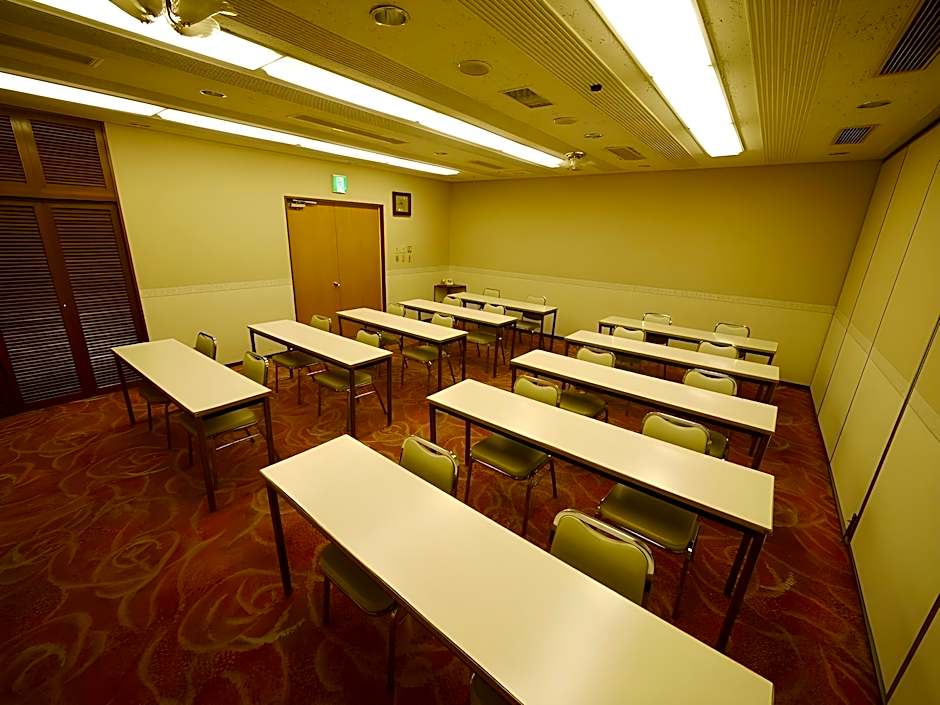 Hotel Route Inn Nagaoka Ekimae