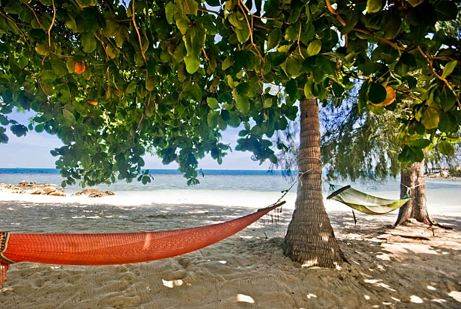 Secret Beach Bungalows