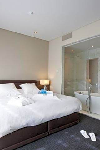 Blue Woods Hotel - Deerlijk