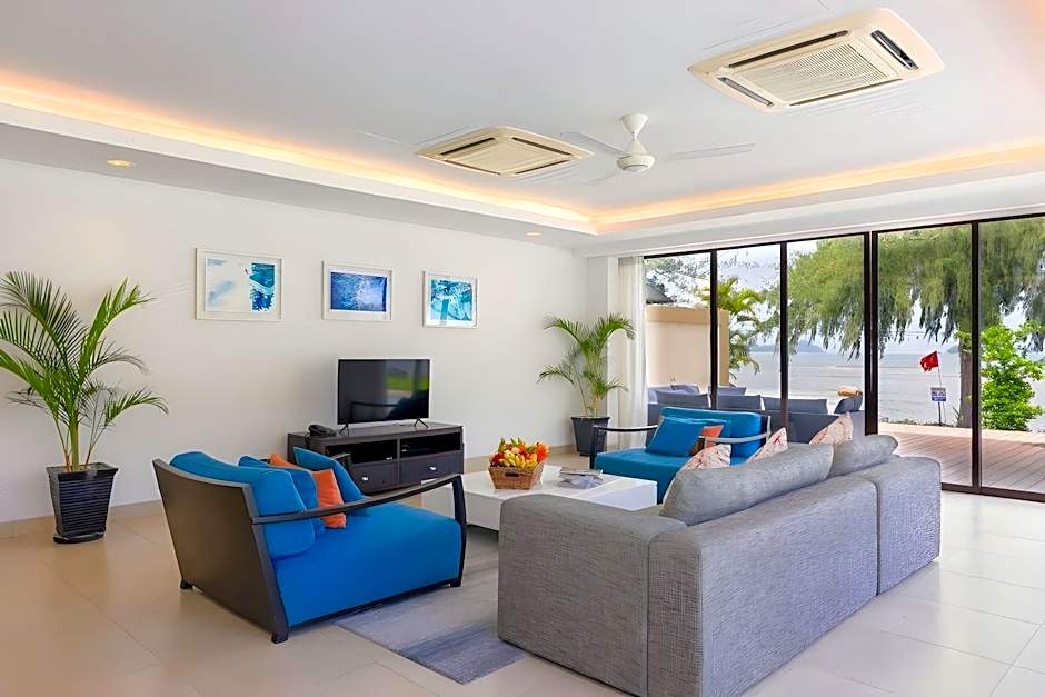 Pantai Indah Lagoi Bintan