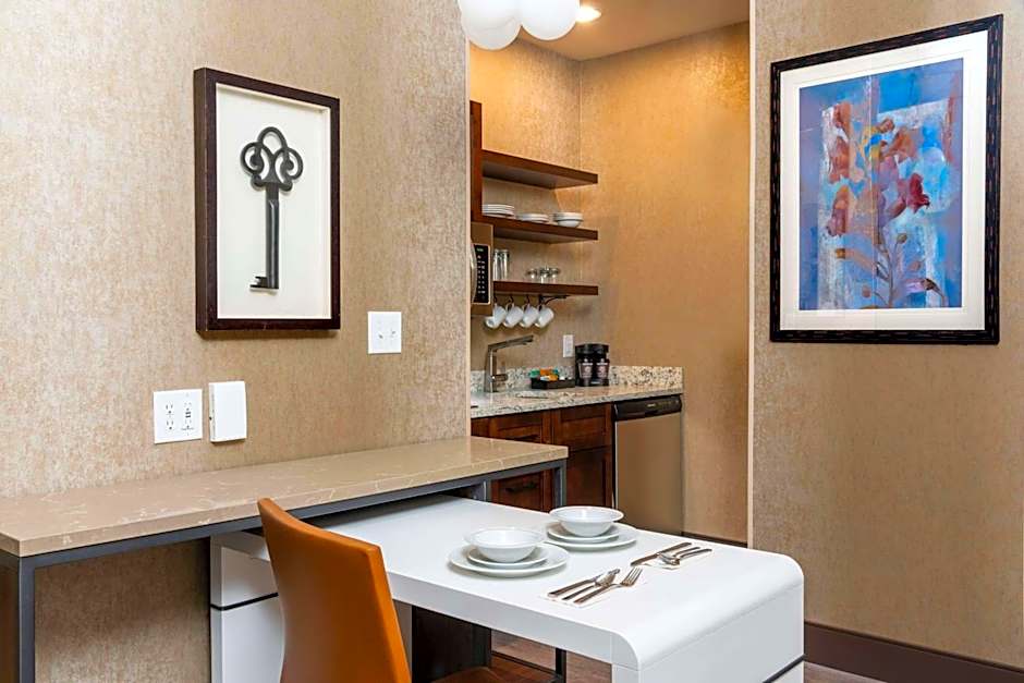 Homewood Suites By Hilton Indianapolis-Downtown, In
