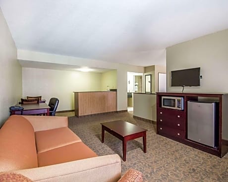 2 Double Beds