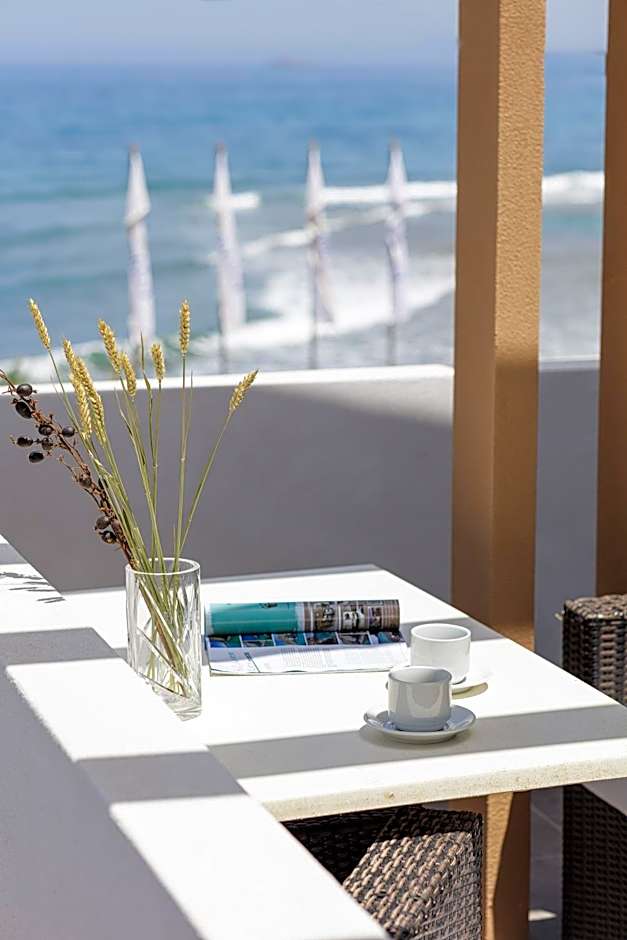 Golden Bay Boutique Hotel & Bungalows