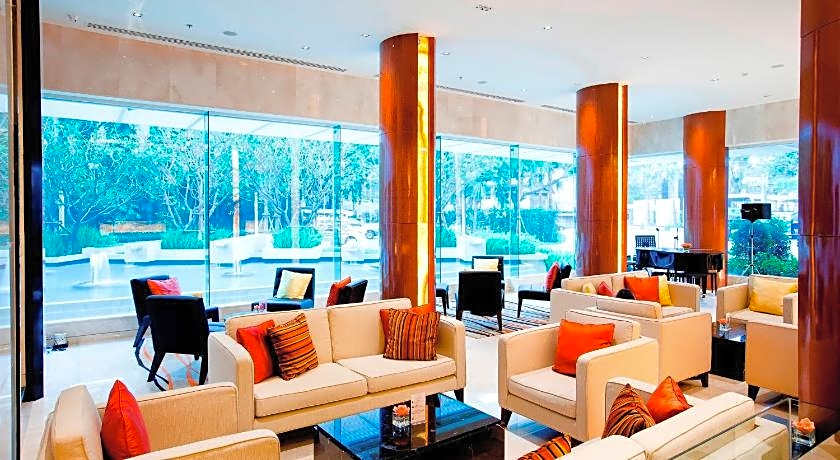 Royal Princess Larn Luang Hotel