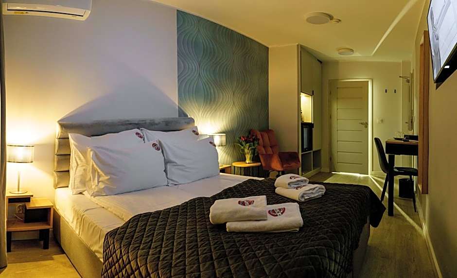 Kamienica no 111a Warsaw Airport