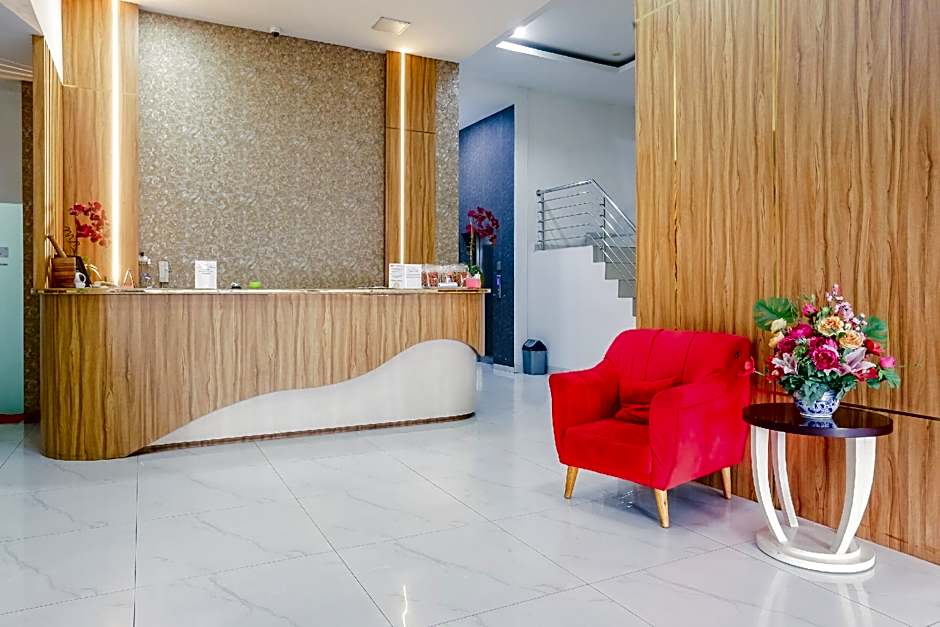 RedDoorz Plus @ Cemara Asri Medan