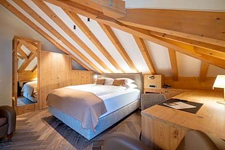 Double Room with Mountain View