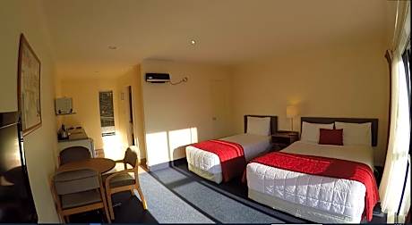 Double or Twin Room with Bathroom
