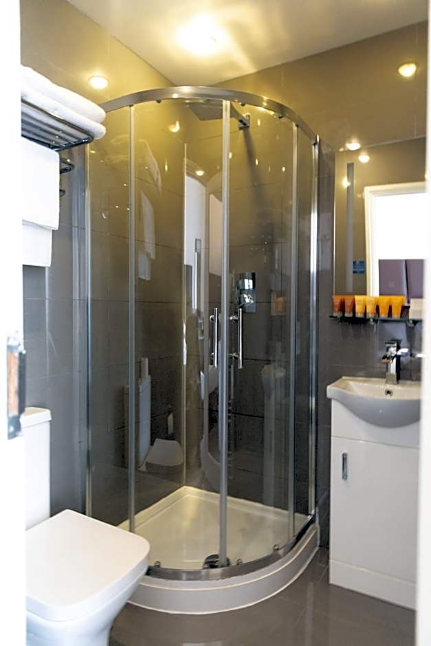 Duke Of Leinster Hotel