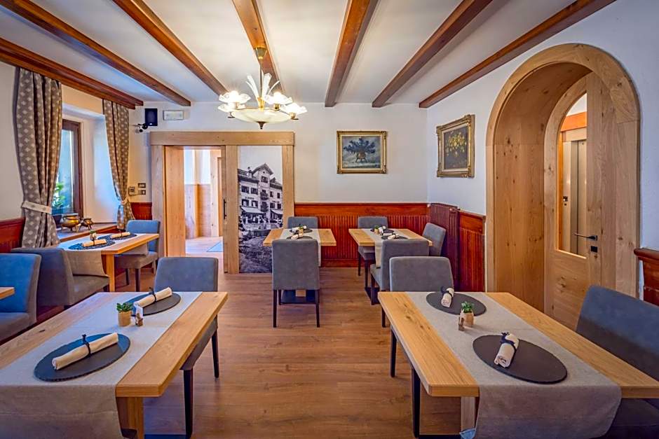 Il Cavallino - Albergo & Appartamenti