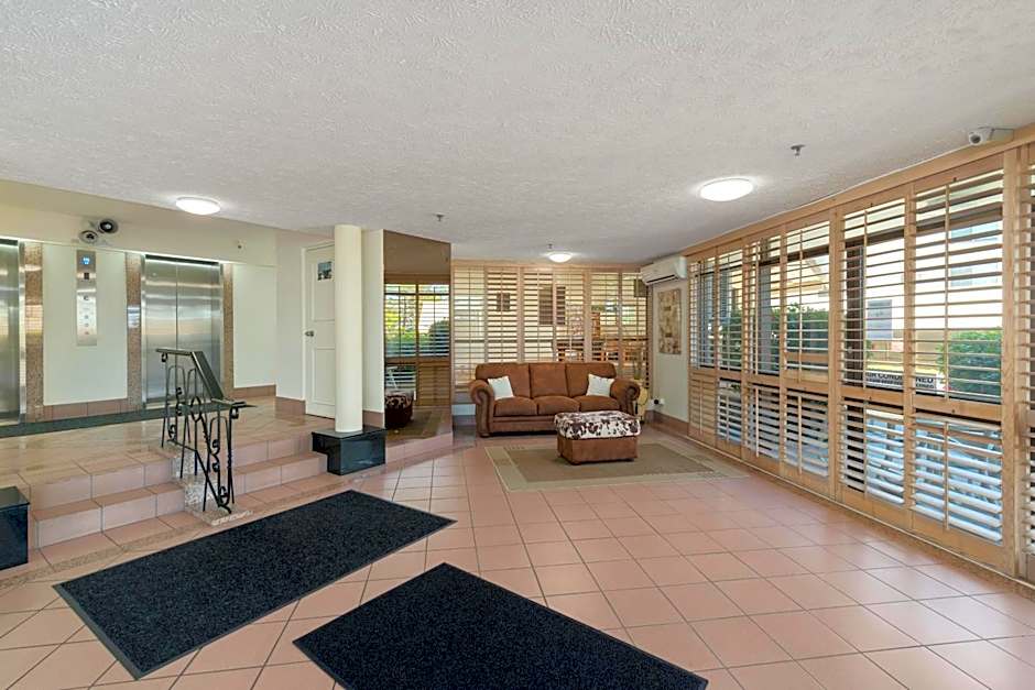 Burleigh Esplanade Apartments