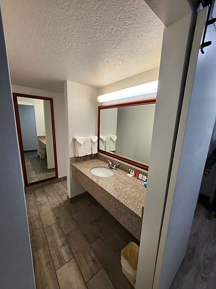 Clarion Inn Idaho Falls Riverfront