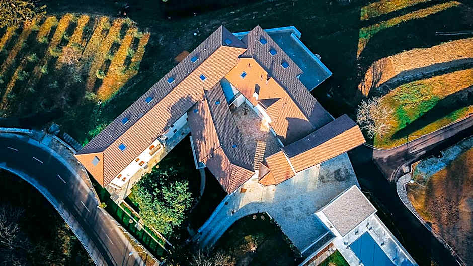 Bigatt Hotel & Restaurant