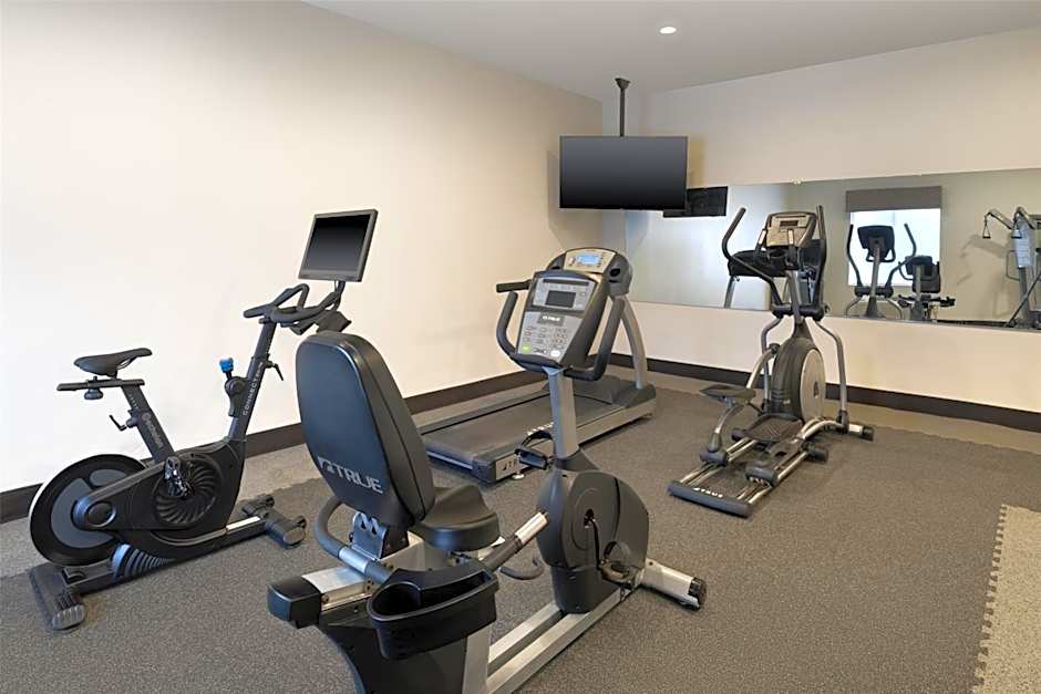 Best Western Plus Frontier Inn