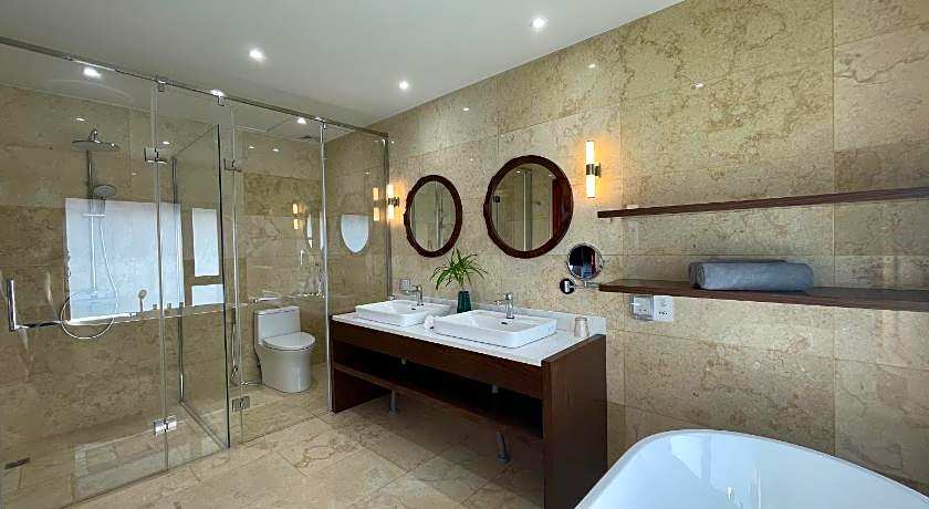 NOOE Maldives Kunaavashi