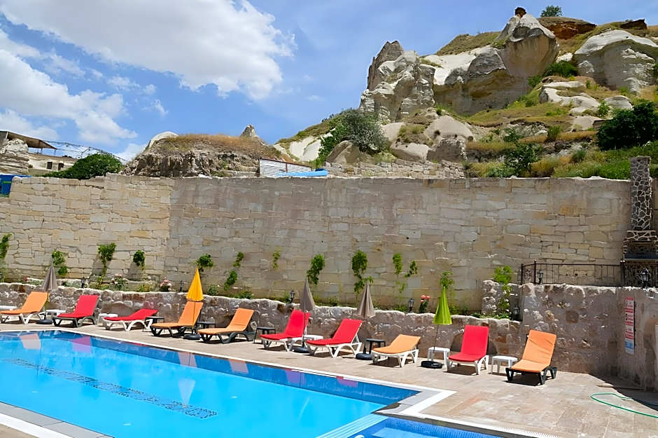 Grand Elite Cave Suites