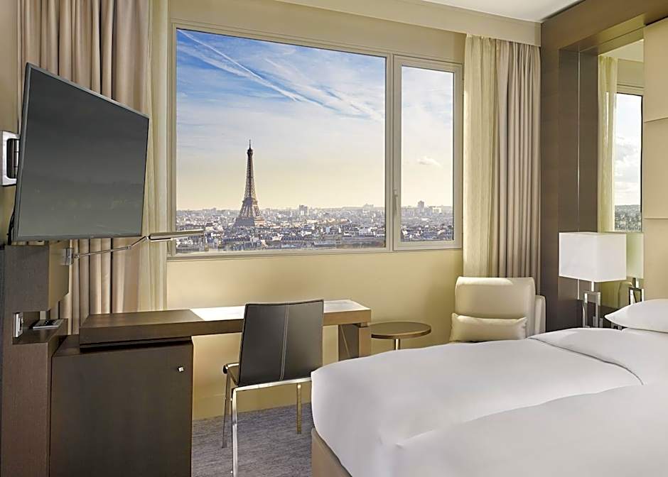 Hyatt Regency Paris Etoile